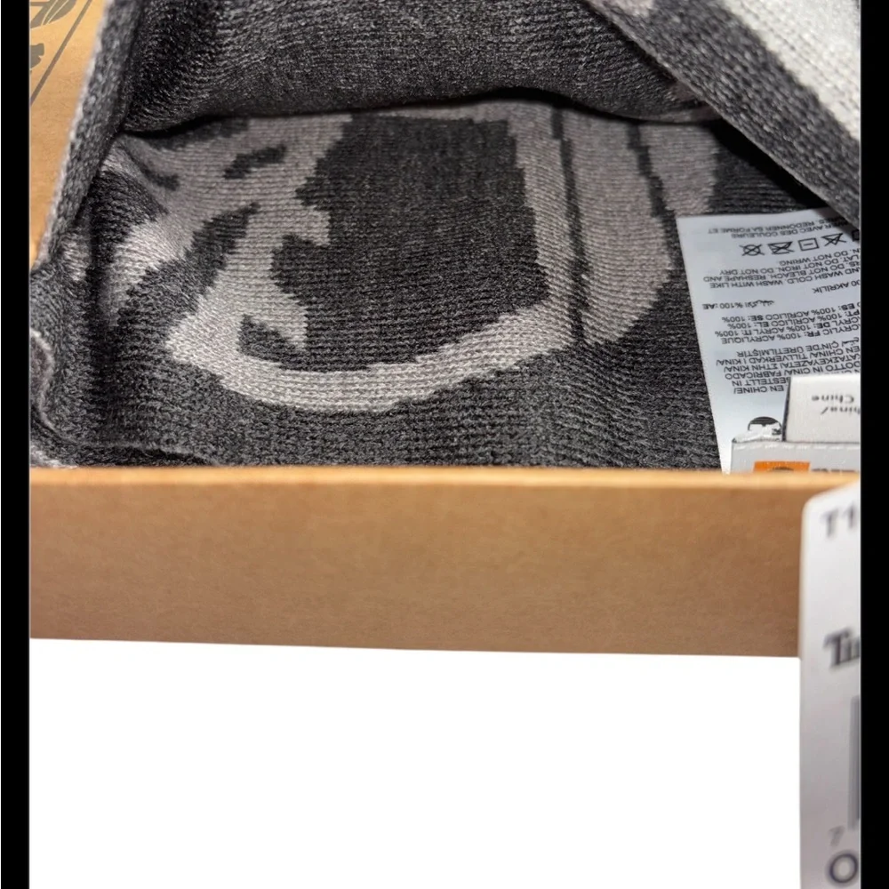 Timberland Men’s Scarf and Beanie Hat Set Gray with Black Name and Logo Print